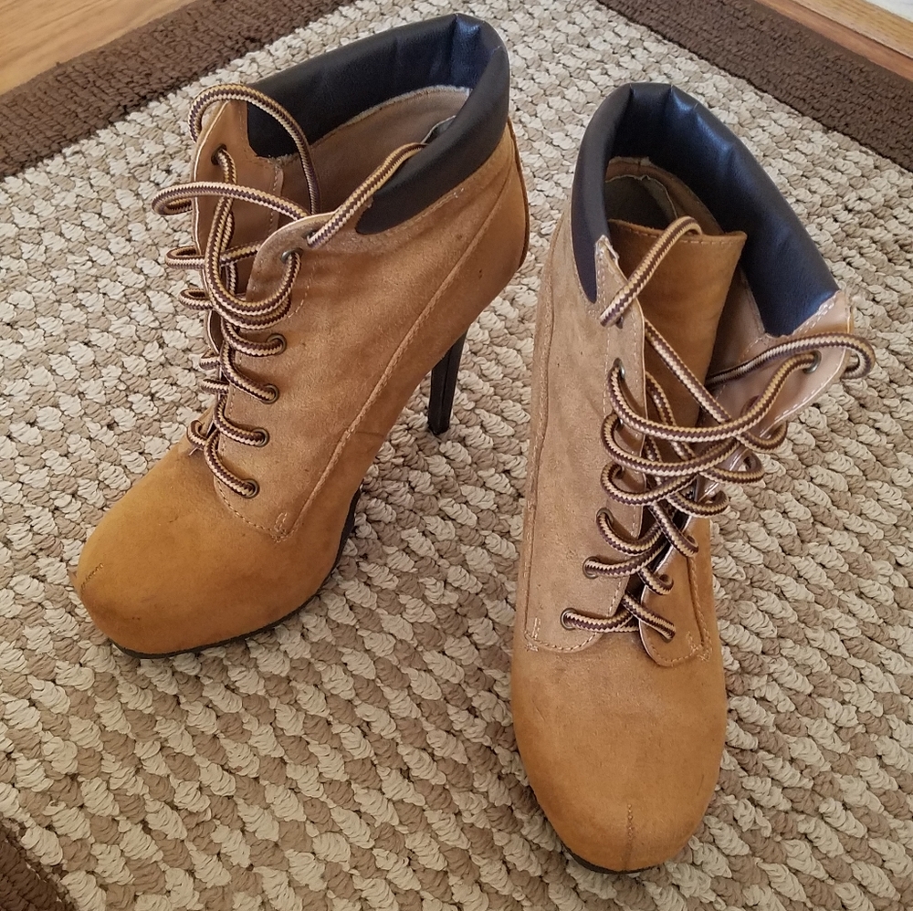 Stiletto Heels Lace-Up Newbuck Ankle Boots